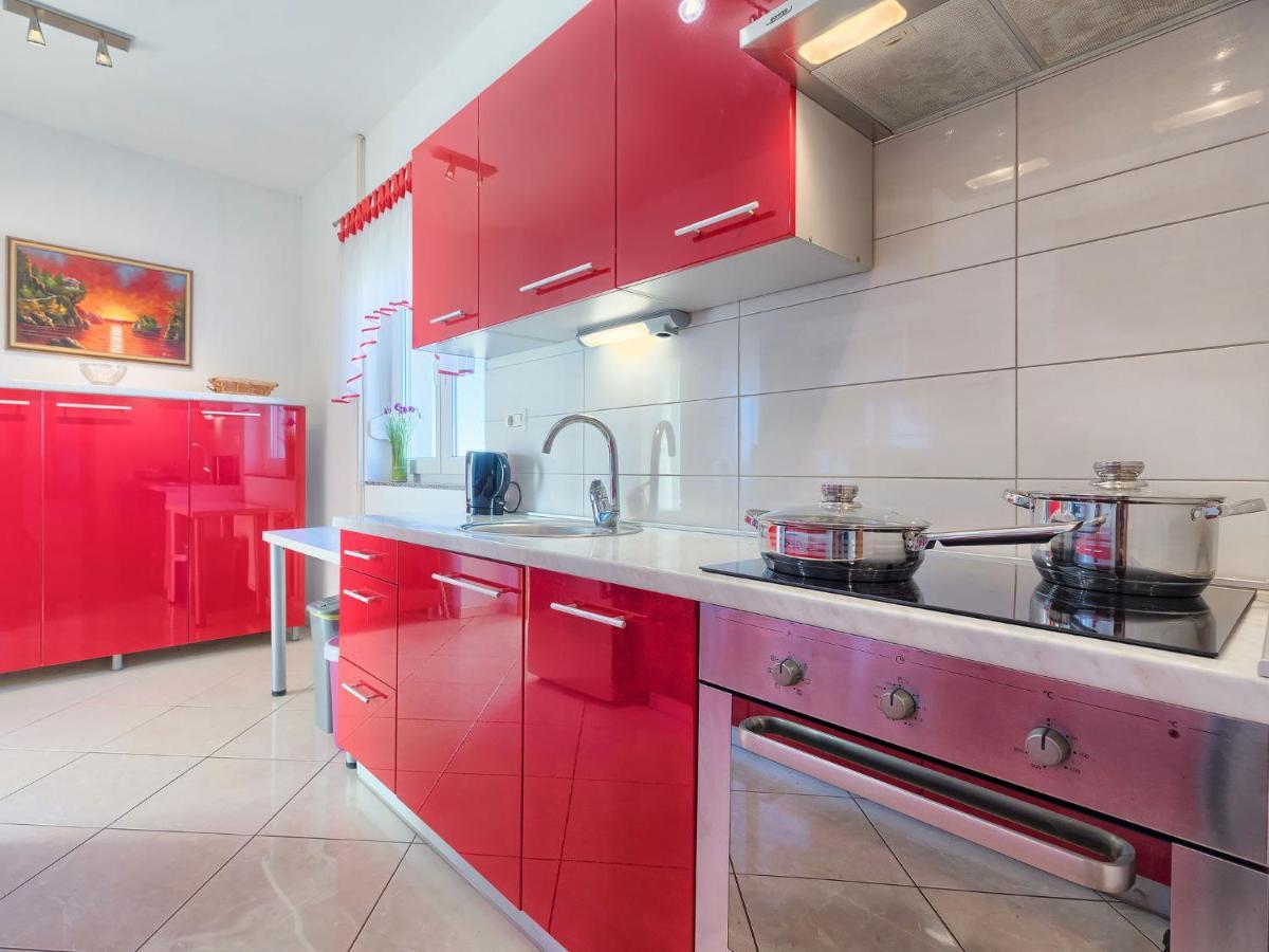 Apartment Laura By Interhome Galizana Екстер'єр фото